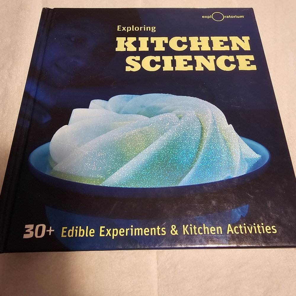 ☄️2/$15☄️Exploring kitchen science
